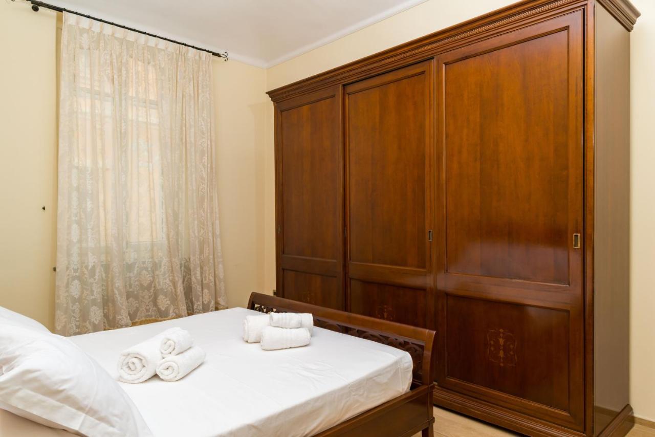Alessandria Central Apt 10Min Walk Central Station Bagian luar foto